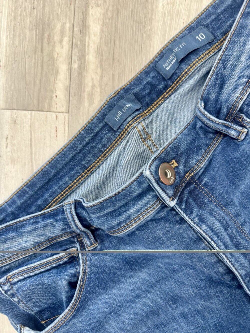 J Jill Cropped Jeans Size 10 - Picture 2 of 2